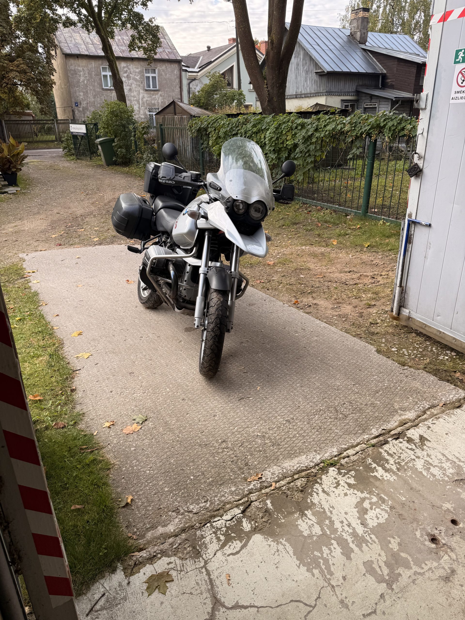 Vecais labais BMW R1150GS ar labu komplektāciju Cēsīs